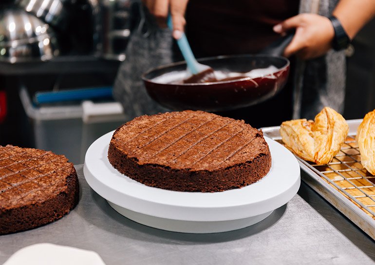 penyebab kue bantat adalah